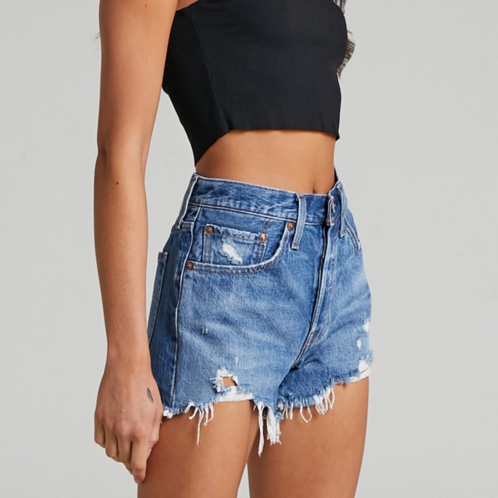 ❌SOLD❌ NWT 🌟Levi’s 501 Shorts - Picture 2 of 6